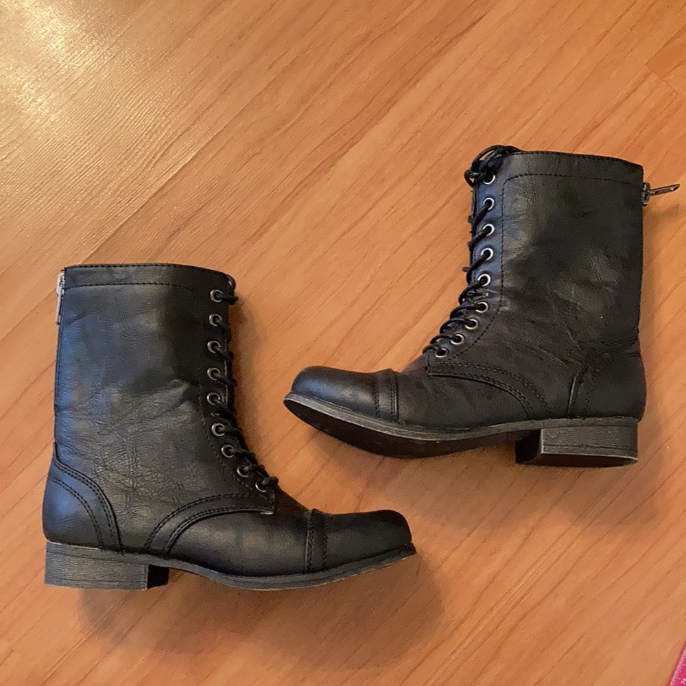 Madden Girl Combat Boots - Gavinn - Picture 3 of 8